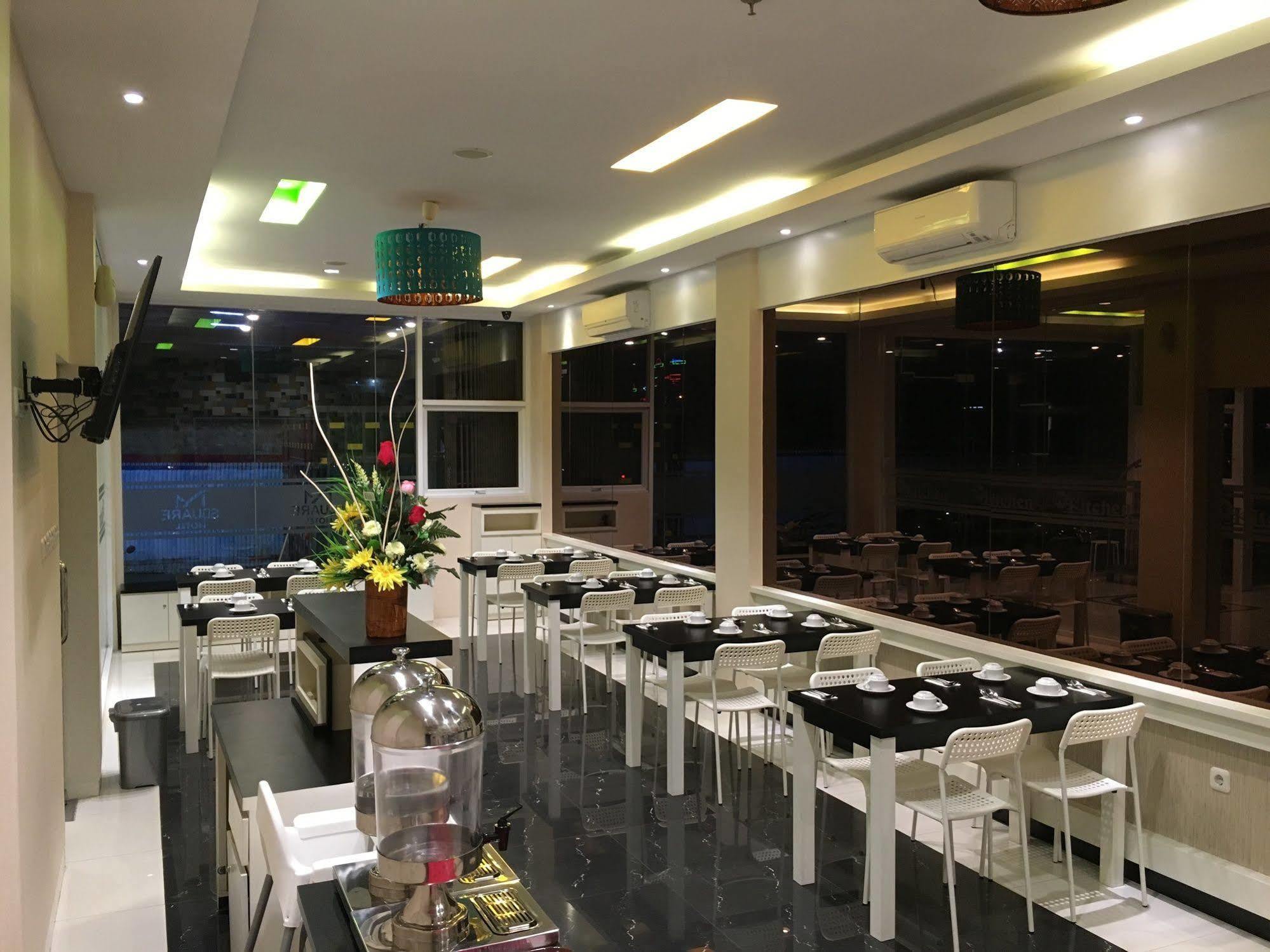 Msquare Palembang Hotel Exterior photo